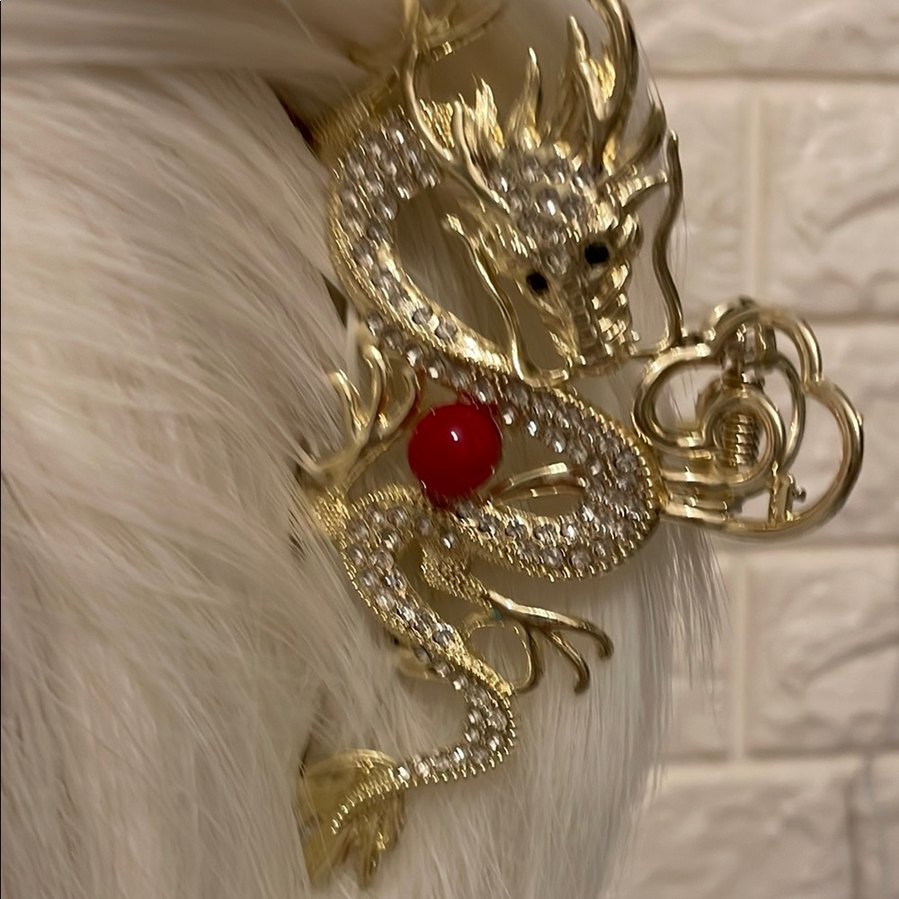 Elegant Gold Dragon Hair Clip